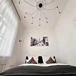Historical Luxury Homes - Stadtvilla Mit Jacuzzi Und Garten *