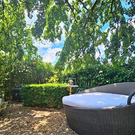 Holiday home Historical Luxury Homes - Stadtvilla Mit Jacuzzi Und Garten