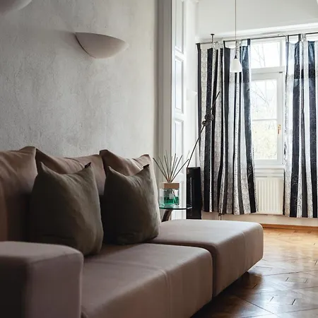 Historical Luxury Homes - Stadtvilla Mit Jacuzzi Und Garten Holiday home *