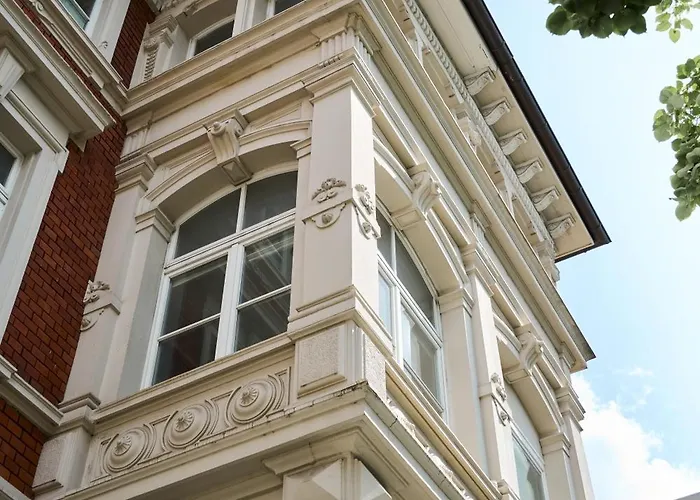 Historical Luxury Homes - Stadtvilla Mit Jacuzzi Und Garten بيت للعطل *